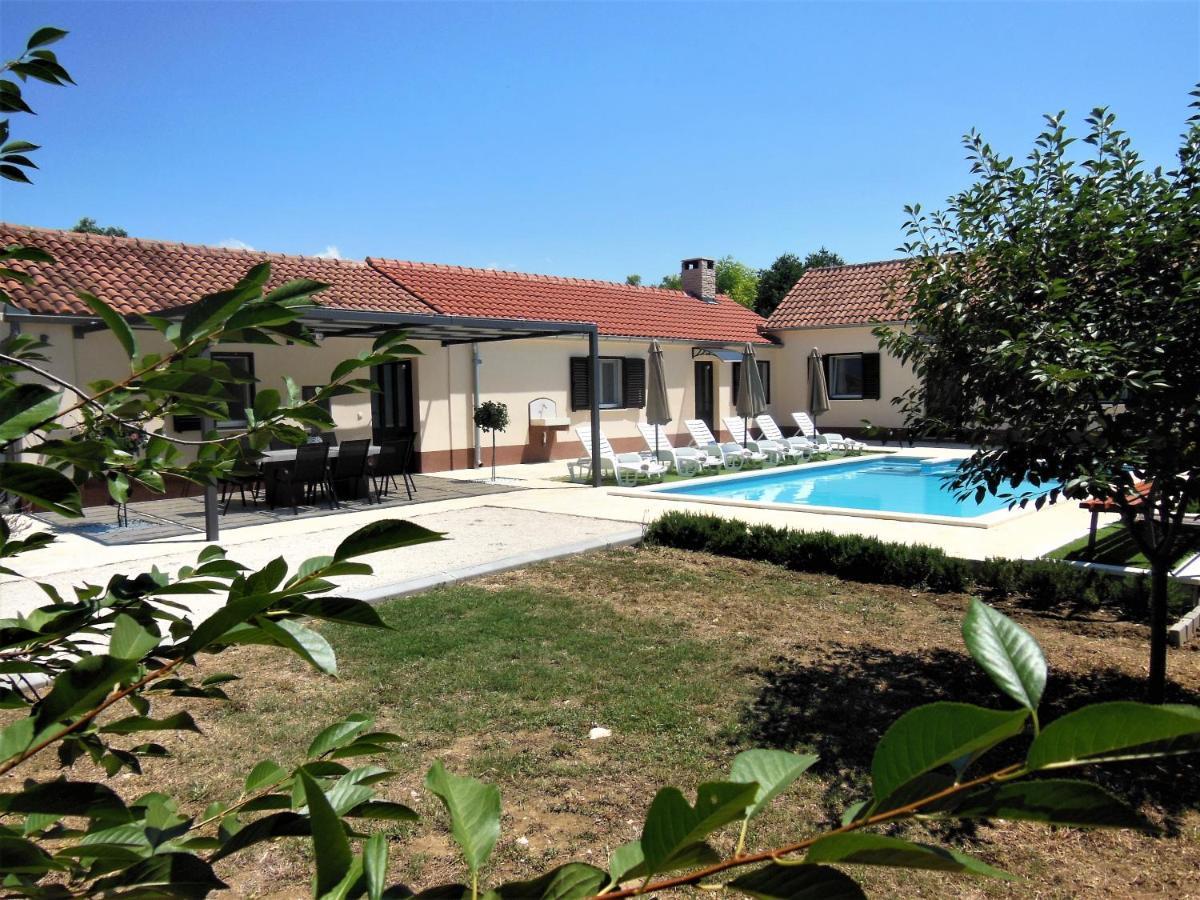 Holiday Home Tuta Polaca Luaran gambar